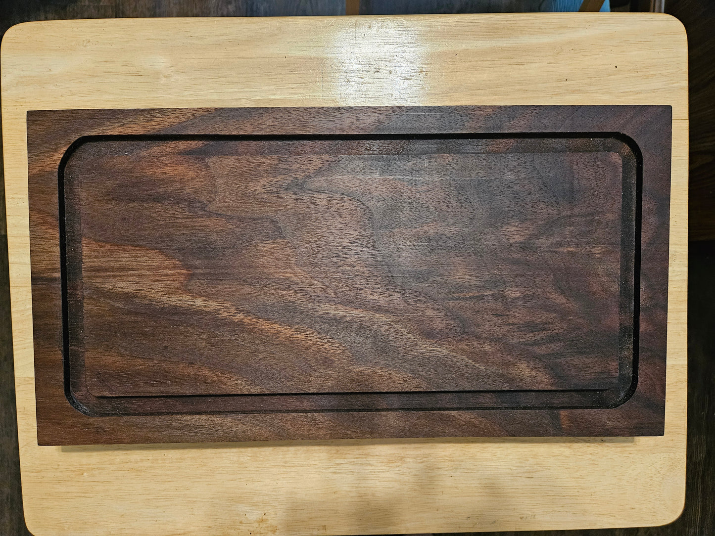 Cutting Board with stunning look made from Walnut with beveled edges, Juice Groove and rubber feet 16" x 8.5"